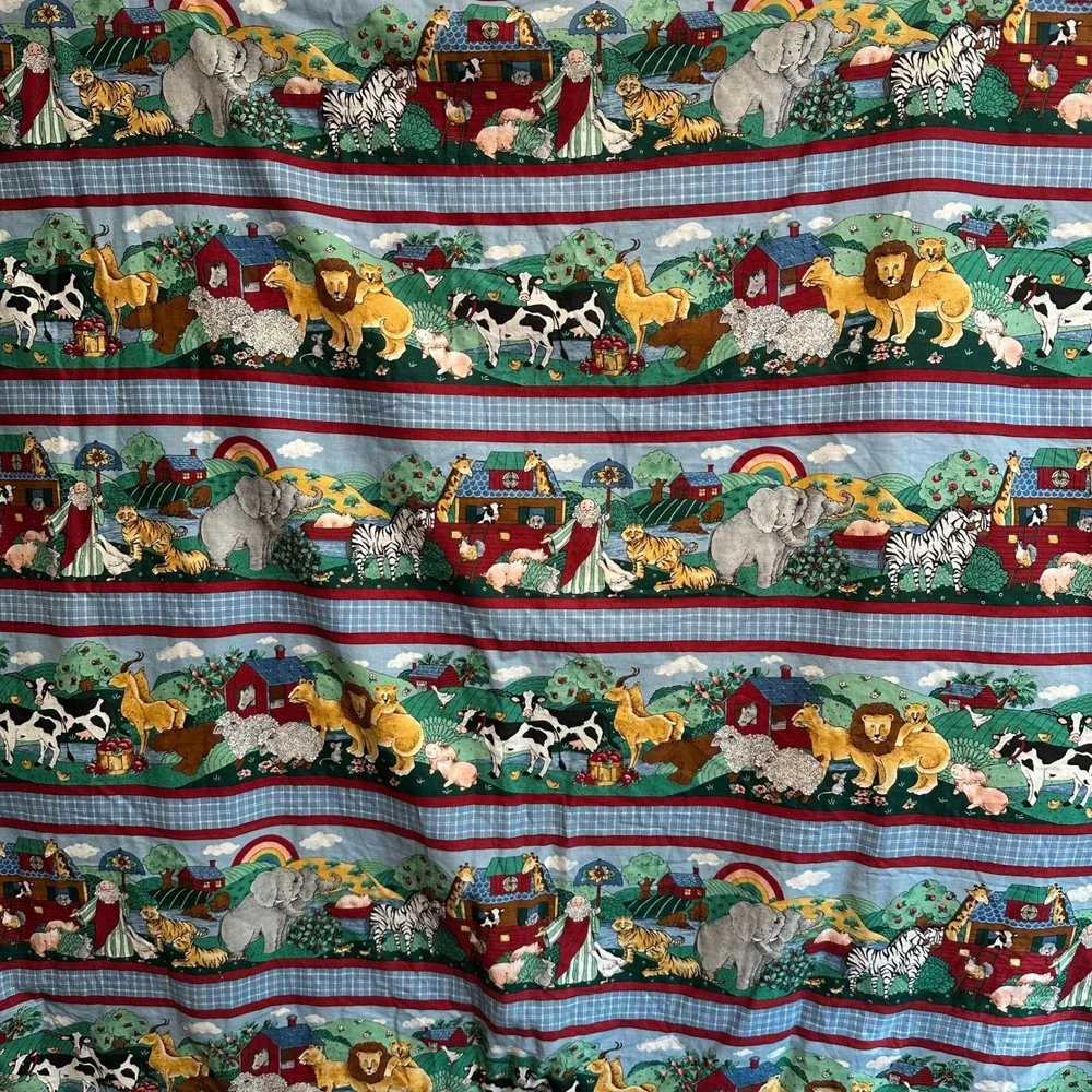 VTG Handmade Noahs Ark Quilt Nursery Comforter Blue Animal Family Pocket (40x52)